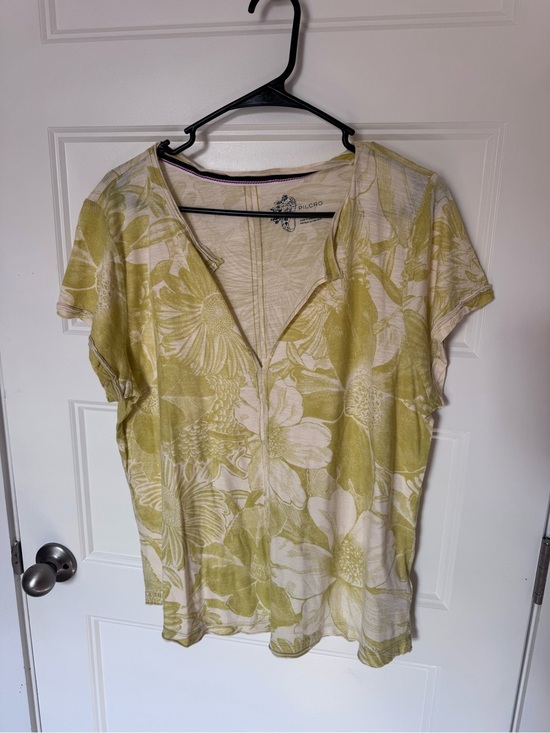 Pilcro Tops - Pilcro Women's yellow Floral splice V-Neck Top